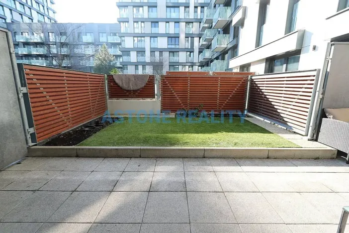 Prodej bytu 2+kk, Praha - Žižkov, Olšanská, 51 m2
