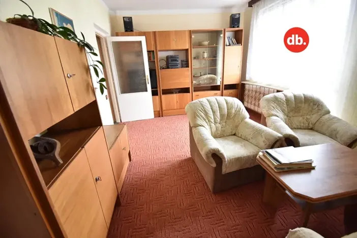 Prodej bytu 3+1, Karlovy Vary, Šumavská, 64 m2