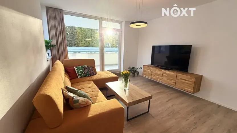 Prodej bytu 3+kk, Hluboká nad Vltavou, U Parku, 74 m2