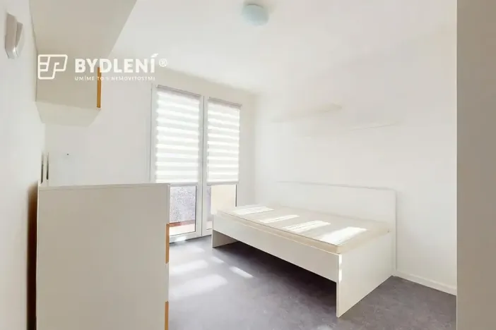Pronájem bytu 4+kk, Meziboří, J. A. Komenského, 66 m2