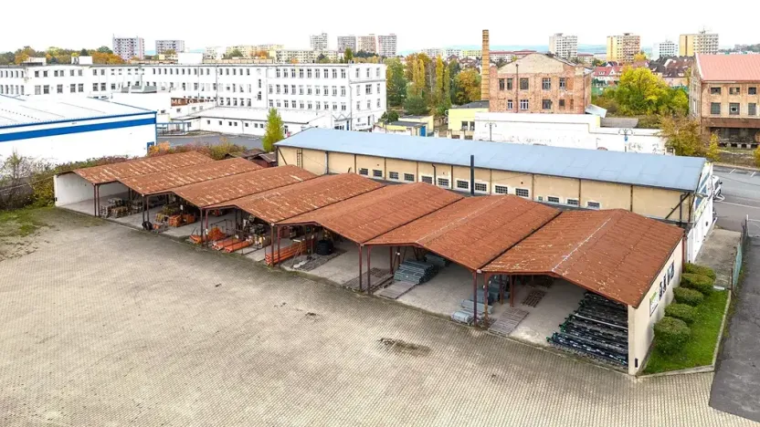 Pronájem obchodního prostoru, Teplice, Zemská, 5600 m2