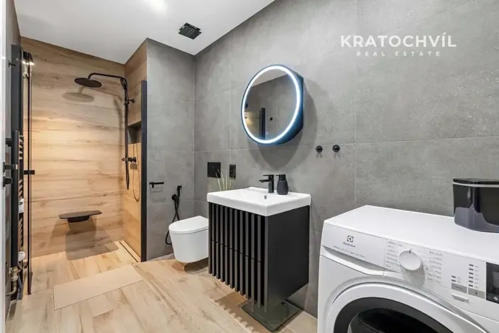 Pronájem bytu 2+kk, Vestec, U Strouhy, 41 m2