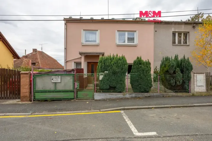 Prodej rodinného domu, Domažlice - Týnské Předměstí, Vrchlického, 97 m2