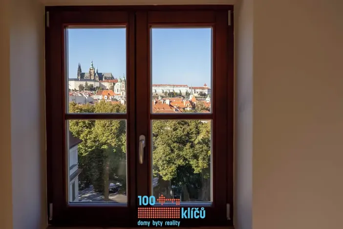 Pronájem bytu 3+1, Praha - Malá Strana, Všehrdova, 180 m2