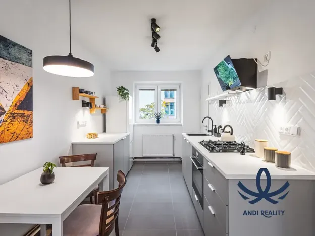 Pronájem bytu 2+1, Mladá Boleslav, Erbenova, 56 m2