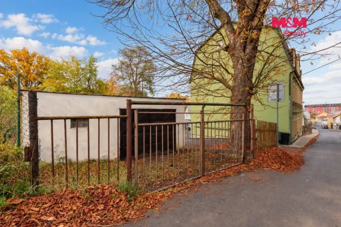 Prodej garáže, Karlovy Vary - Stará Role, 37 m2