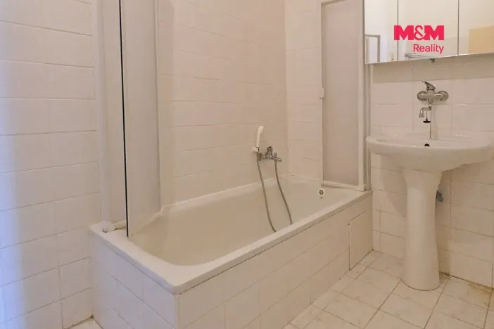 Pronájem bytu 3+kk, Ronov nad Doubravou, Zámecká, 84 m2