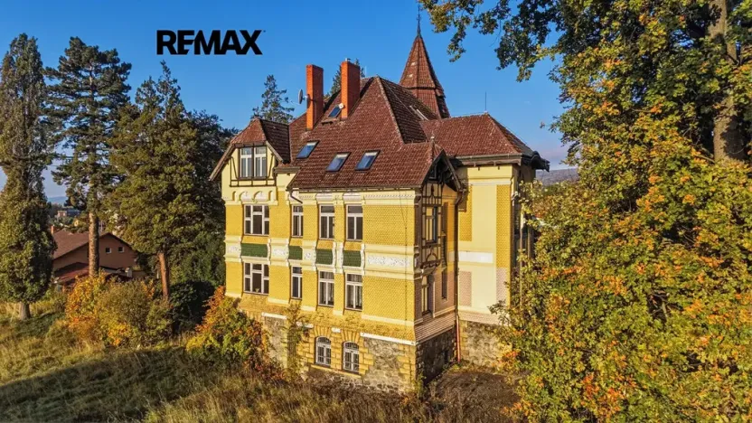 Prodej vily, Nový Bor, Lidická, 677 m2