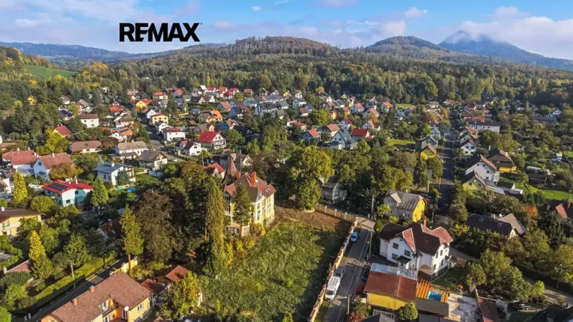 Prodej vily, Nový Bor, Lidická, 677 m2