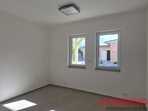 Pronájem bytu 4+kk, Přeštice, Revoluční, 100 m2
