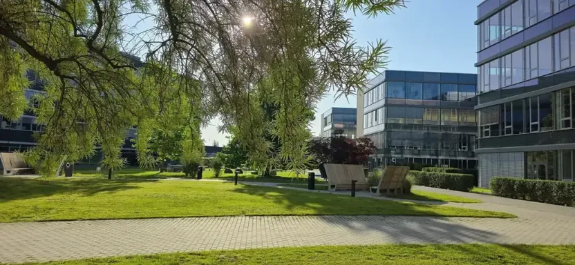 Pronájem kanceláře, Praha, 1261 m2