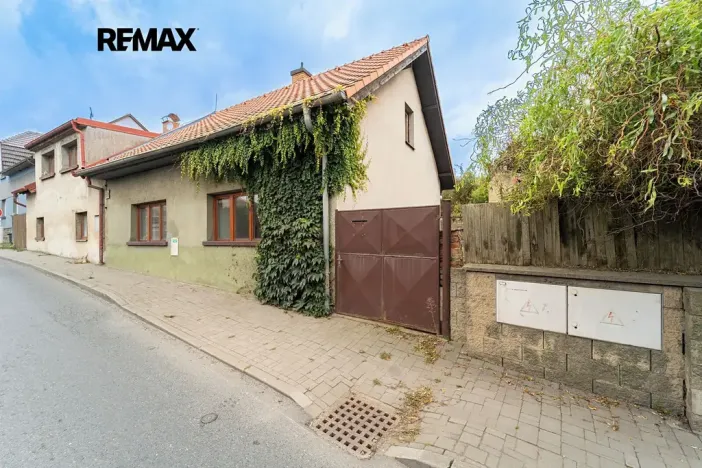 Prodej rodinného domu, Křenice, Hlavní, 52 m2