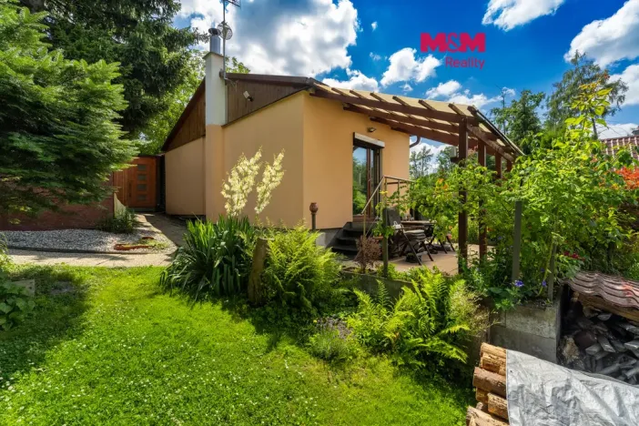 Prodej chaty, Velké Popovice, 27 m2