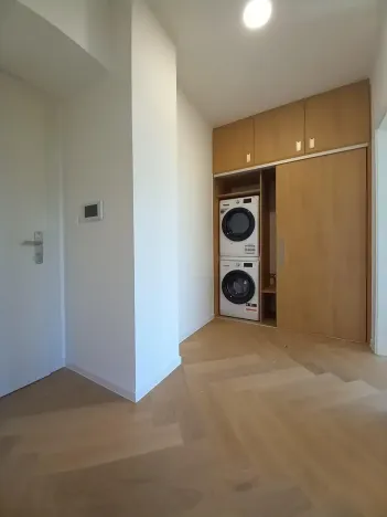 Pronájem bytu 2+kk, Praha - Vinohrady, Londýnská, 48 m2