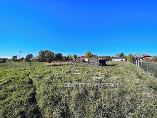 Prodej pozemku pro bydlení, Dívčice, 4272 m2
