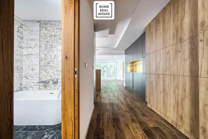 Prodej bytu 2+kk, Karlovy Vary, Šumavská, 75 m2