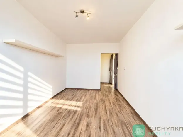 Pronájem bytu 2+kk, Osek, Dolejšova, 43 m2