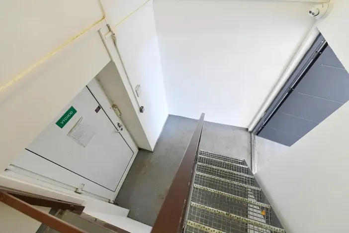 Prodej obchodního prostoru, Praha - Horní Počernice, Komárovská, 210 m2