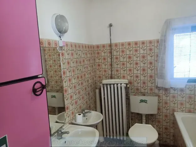 Pronájem rodinného domu, Praha - Kamýk, 210 m2