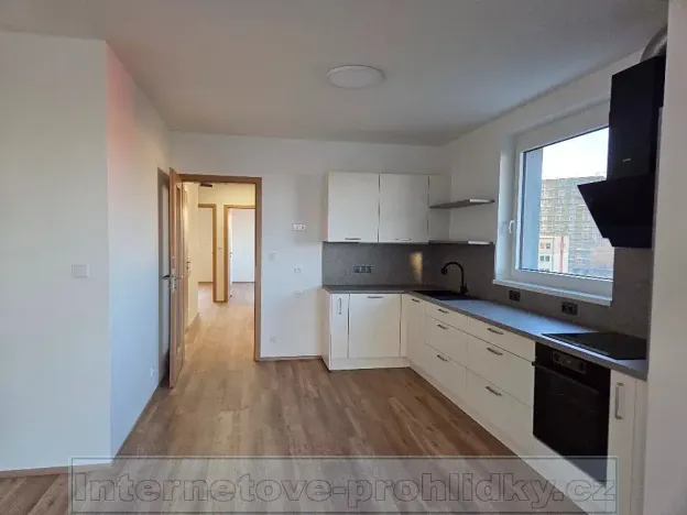 Pronájem bytu 2+kk, Praha - Modřany, 60 m2