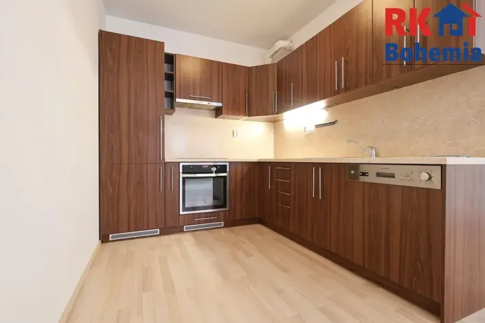 Prodej bytu 2+kk, Praha - Háje, Jurkovičova, 62 m2
