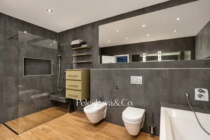 Prodej rodinného domu, Tuchoměřice, Polní, 383 m2