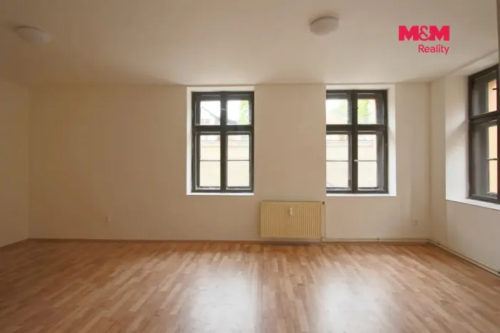Pronájem bytu 1+1, Trutnov - Střední Předměstí, Novodvorská, 47 m2