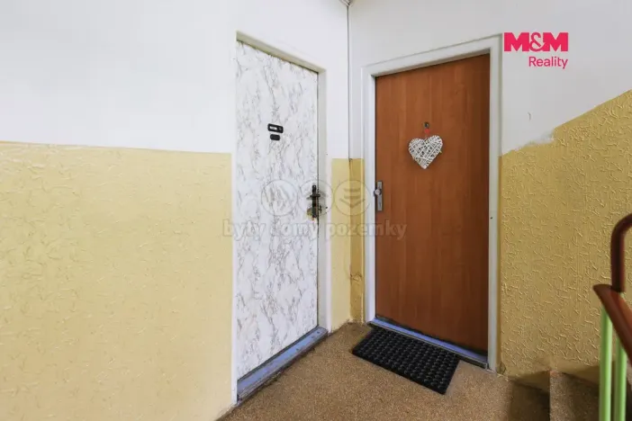 Pronájem bytu 1+1, Rotava, Sídliště, 49 m2