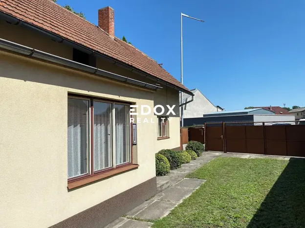 Prodej rodinného domu, Tišice, Boleslavská, 90 m2
