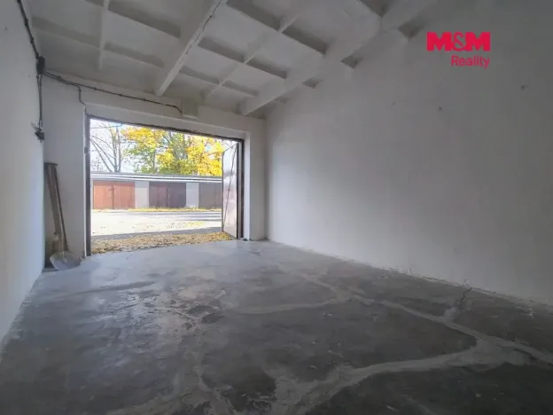 Prodej garáže, Opava, Bílovecká, 22 m2