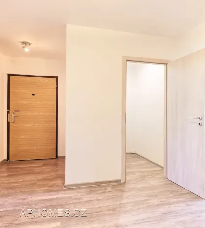 Pronájem bytu 3+1, Praha - Řepy, Mrkvičkova, 71 m2