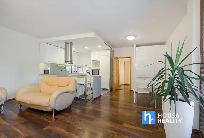 Pronájem bytu 2+kk, Praha - Prosek, Litoměřická, 68 m2