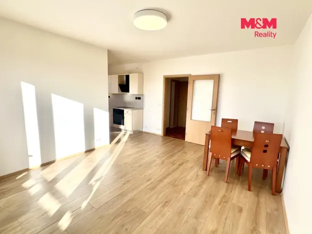 Pronájem bytu 2+kk, Vestec, Ve Stromkách, 46 m2