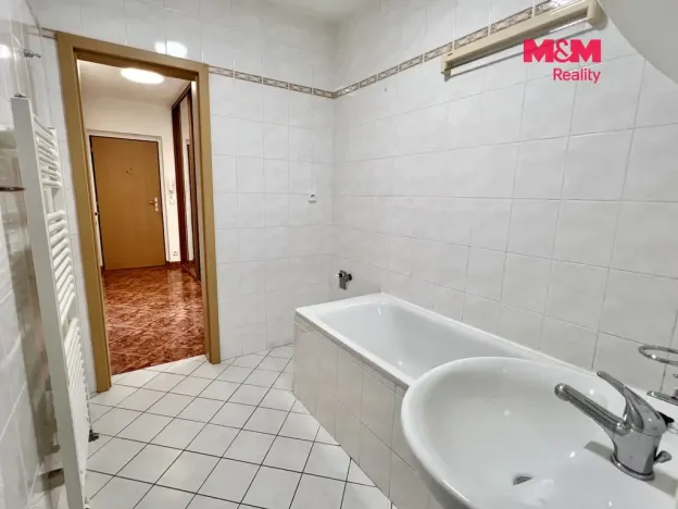 Pronájem bytu 2+kk, Vestec, Ve Stromkách, 46 m2