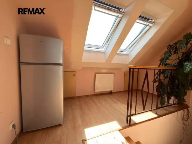 Pronájem bytu 2+kk, Praha - Dejvice, Koulova, 43 m2