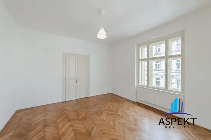 Pronájem bytu 2+1, Praha - Vinohrady, Máchova, 80 m2