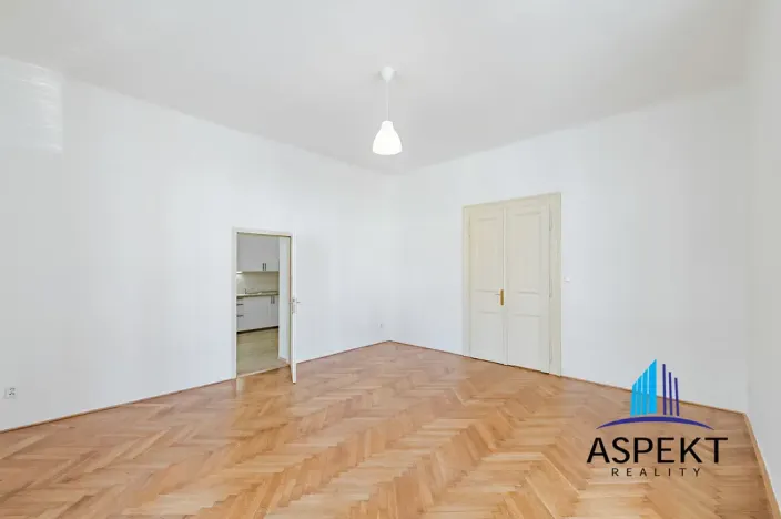 Pronájem bytu 2+1, Praha - Vinohrady, Máchova, 80 m2