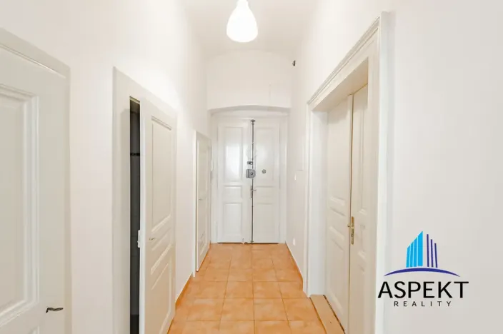 Pronájem bytu 2+1, Praha - Vinohrady, Máchova, 80 m2