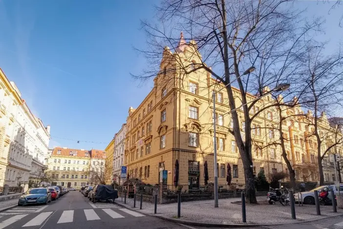 Pronájem bytu 2+1, Praha - Bubeneč, Čechova, 71 m2