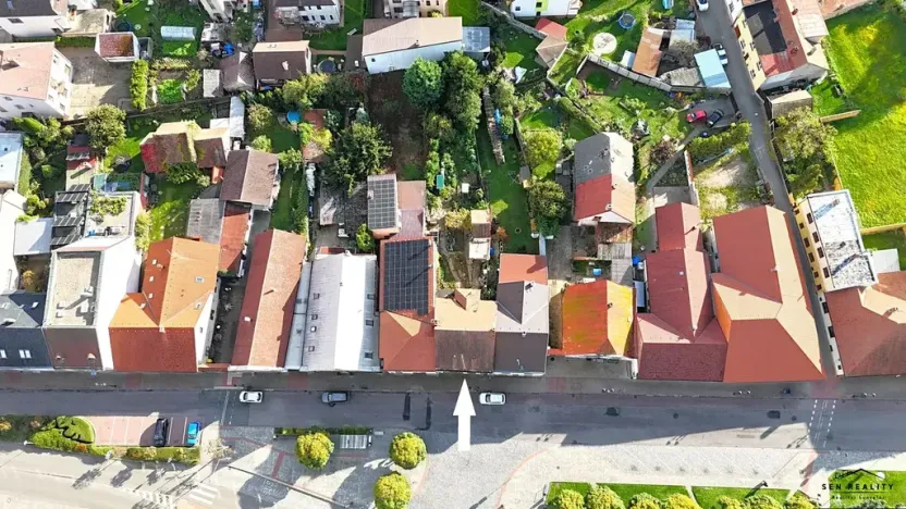 Prodej komerční nemovitosti, Chlumec nad Cidlinou, Klicperovo náměstí, 262 m2