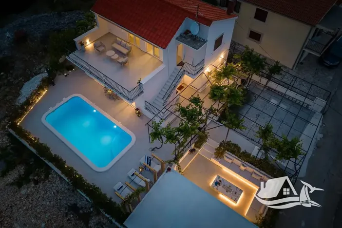 Prodej vily, Rogoznica, Chorvatsko, 120 m2