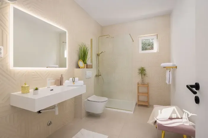 Prodej vily, Rogoznica, Chorvatsko, 120 m2