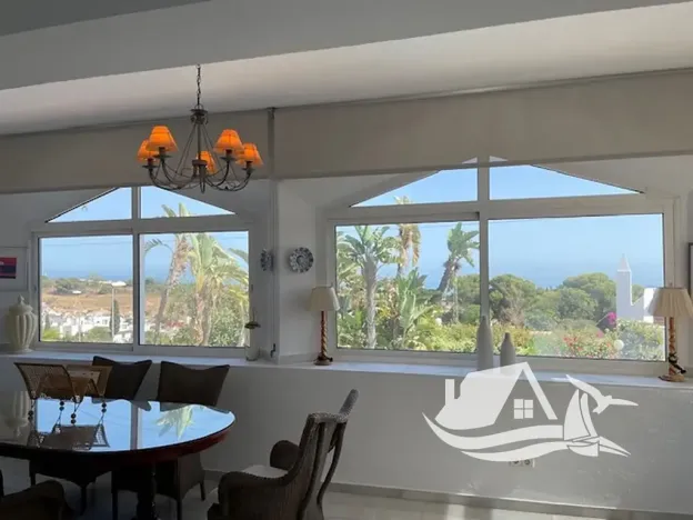 Prodej vily, Nerja, Španělsko, 190 m2