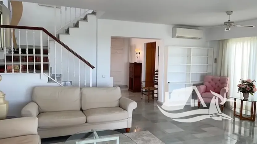 Prodej vily, Nerja, Španělsko, 190 m2