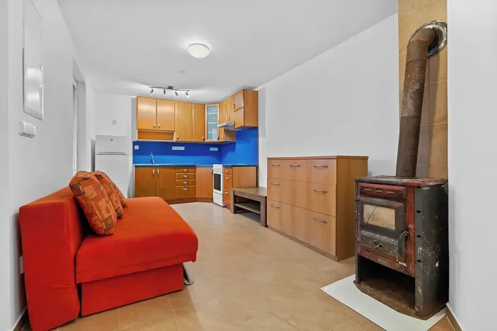 Pronájem rodinného domu, Lukov, Hradská, 32 m2