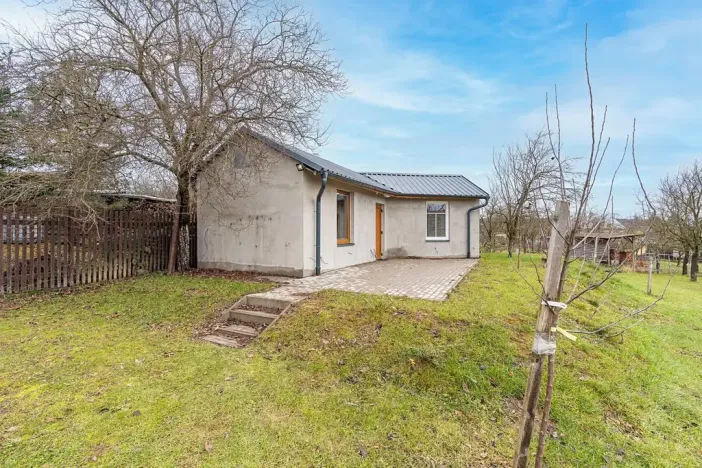 Pronájem rodinného domu, Lukov, Hradská, 32 m2