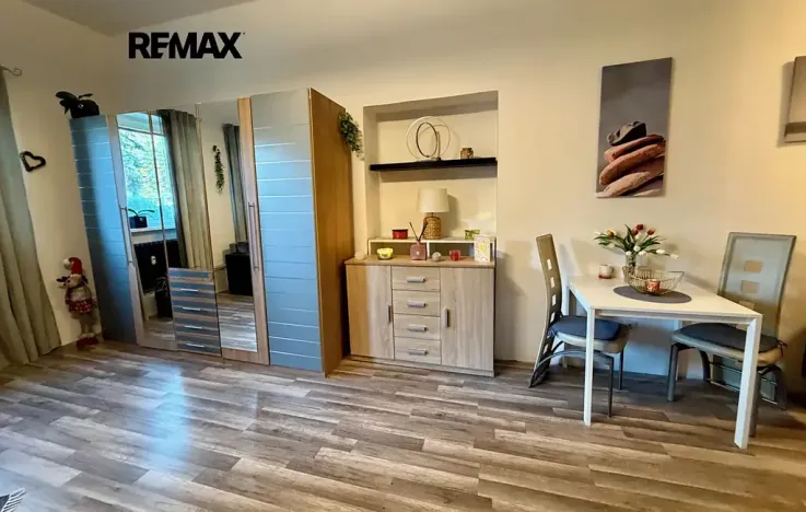 Prodej bytu 1+kk, Králův Dvůr, Plzeňská, 41 m2