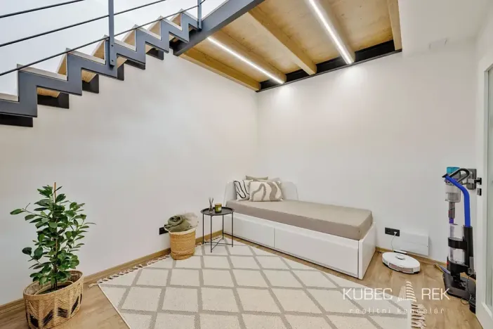 Pronájem rodinného domu, Tábor, Ostružinová, 87 m2