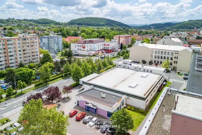 Pronájem komerční, Hranice - Hranice I-Město, Tř. 1. máje, 96 m2