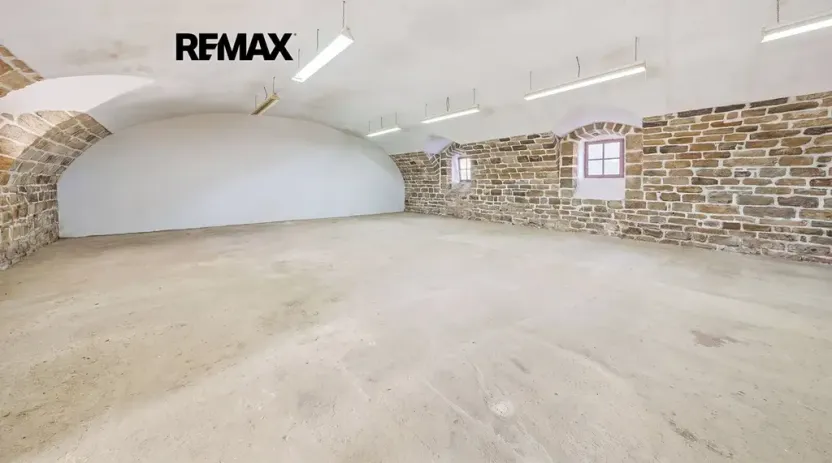 Prodej výrobních prostor, Holany, 241 m2